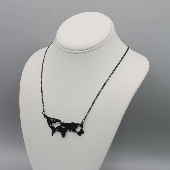 Necklace jewelry Earth globe world black tone with chain travel adventure new - Picture 8 of 8